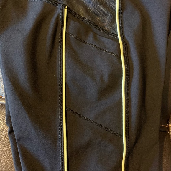 Ivivva crop leggings - Picture 7 of 8